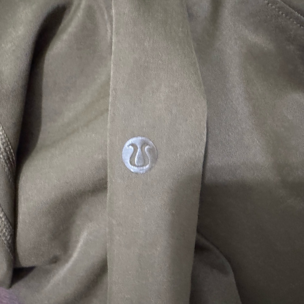 lululemon women’s dress pants - Picture 6 of 6